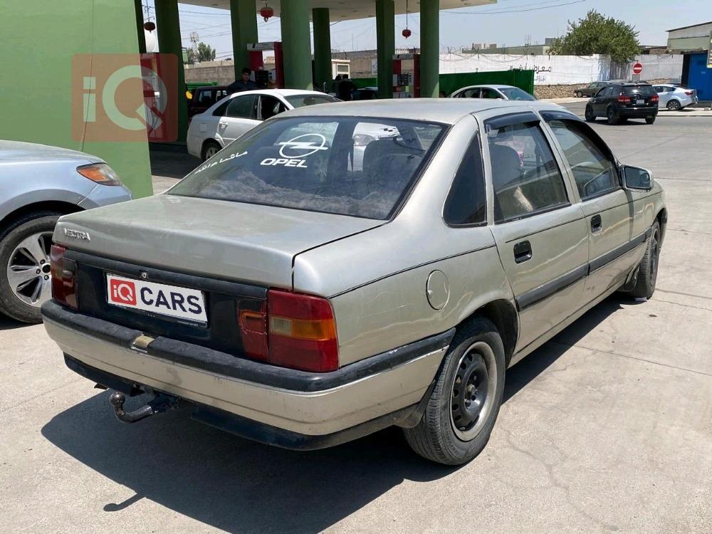اوبل فيكترا